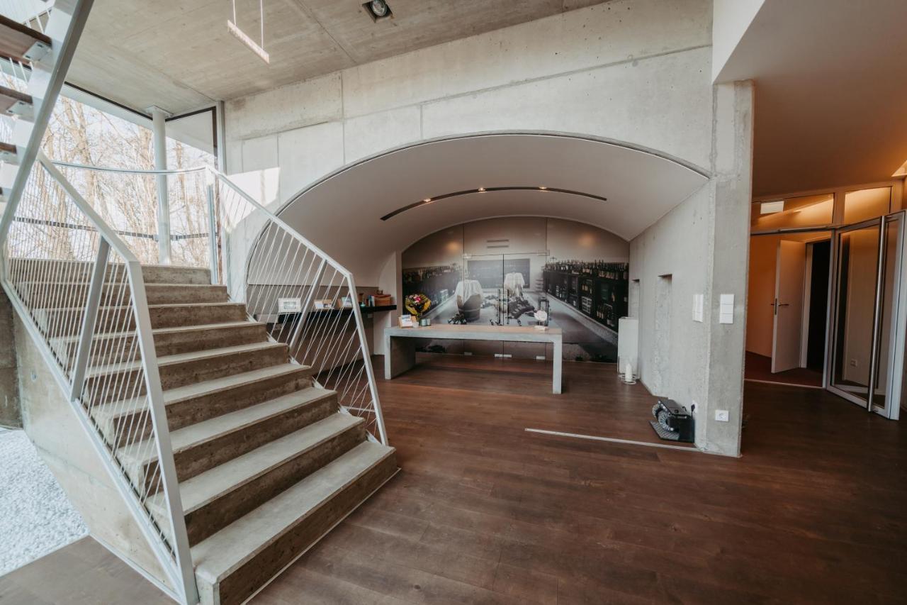 An Der Lage Apartment Spielfeld Exterior photo