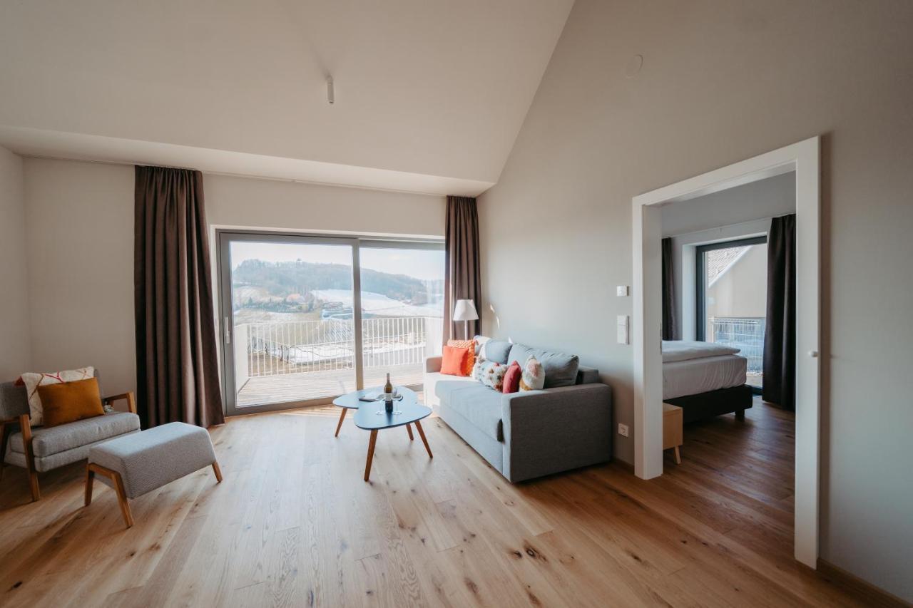 An Der Lage Apartment Spielfeld Exterior photo